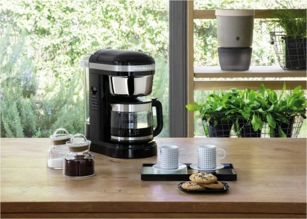 Kaffeemaschinen KitchenAid 5KCM1209EOB Kaffeeautomat Onyx-schwarz 5 Kaffeemaschinen KitchenAid 5KCM1209EOB Kaffeeautomat Onyx-schwarz – Bild 3